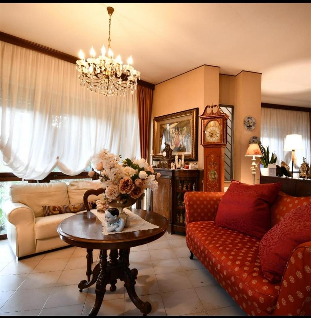 Luis&Susy Home, 칼리아리 외부 사진