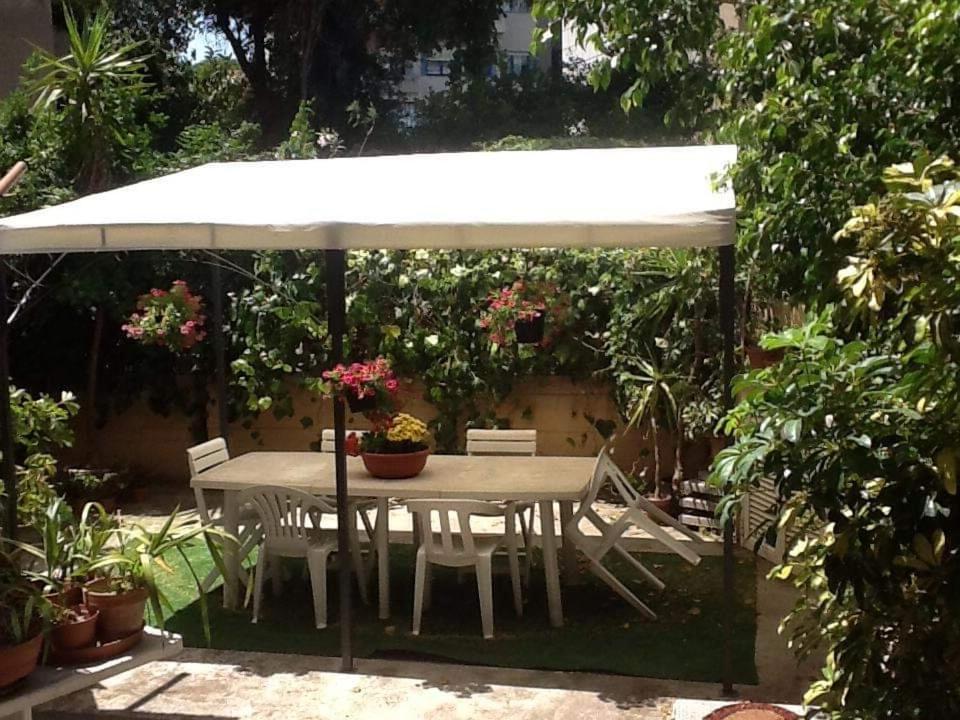 Luis&Susy Home, 칼리아리 외부 사진